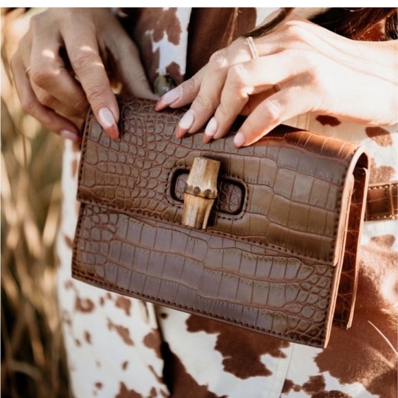 Fawn design Brown Croc-Embossed Belt Bag fall bohemian - Picture 2 of 12